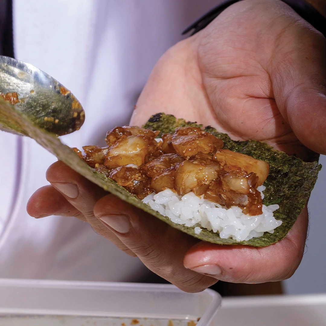 Hand Roll, en Yatai Yatoi