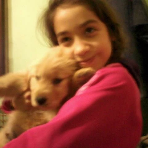 Nacida en Quilmes, solía combinar sus clases de comedia musical con los partidos de fútbol.