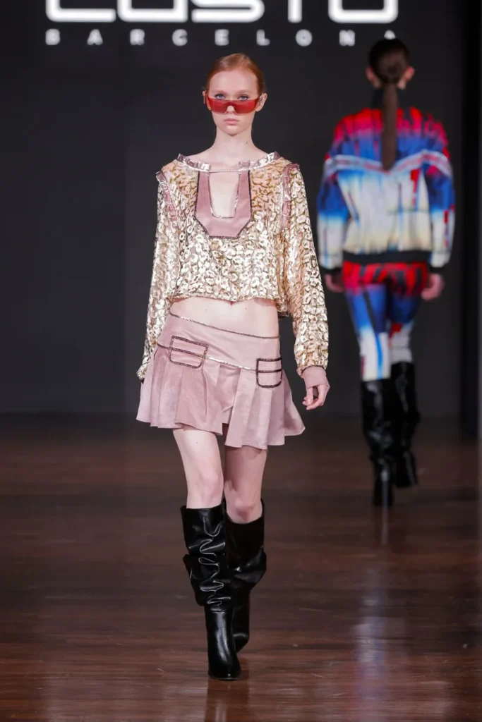 desfile de Custo Barcelona en Milan Fashion Week