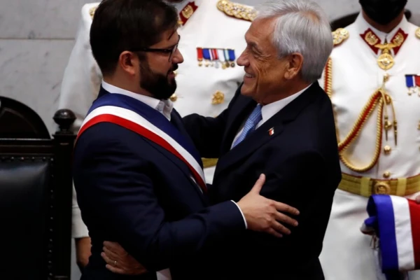 Imagen de archivo: Gabriel Boric y Sebastian Piñera