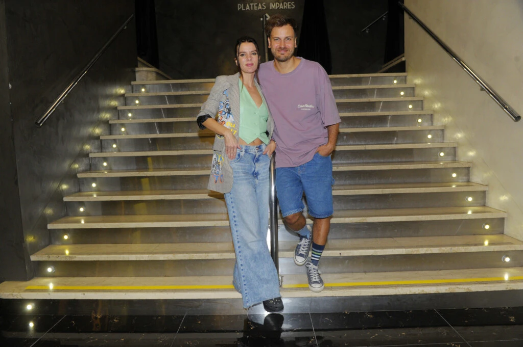 Gimena Accardi y Andrés Gil debutan este 29 de marzo con En otras palabras.