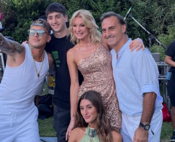 El polaco protagonizó el momento más emotivo del cumpleaños de Yanina Latorre