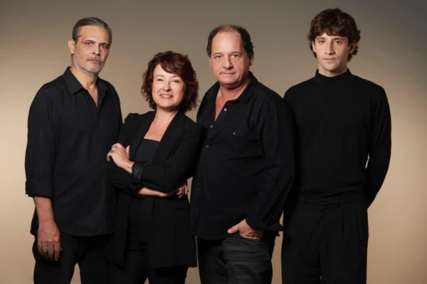 Julio Chávez vuelve al teatro con una obra que es casi un hijo propio