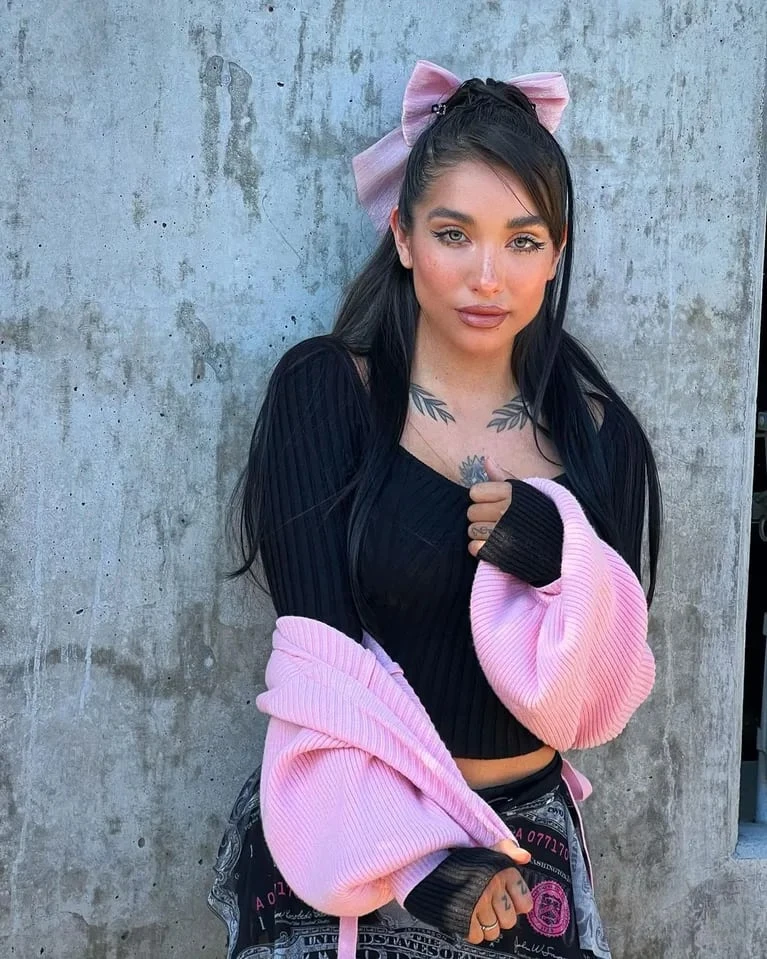 María Becerra-estilo coquette