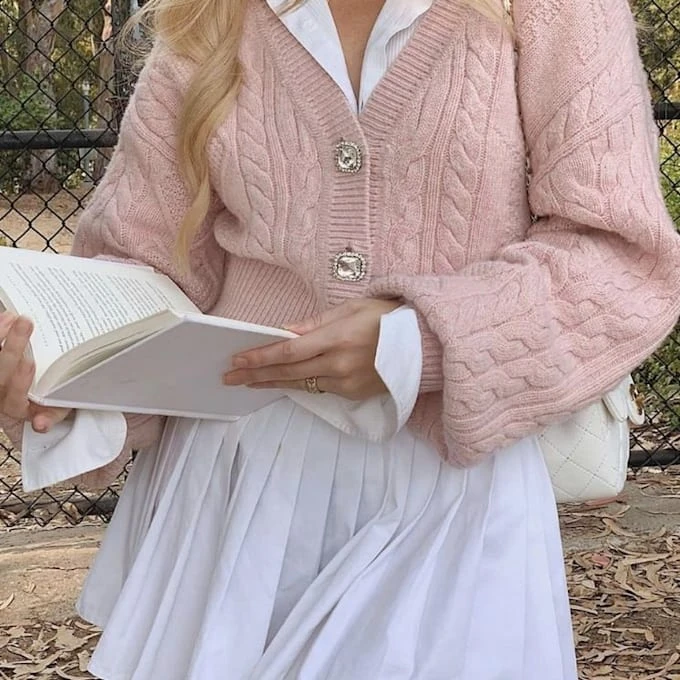 Rosa y blanco, una combinación infalible a la hora de armar looks de estilo coquette