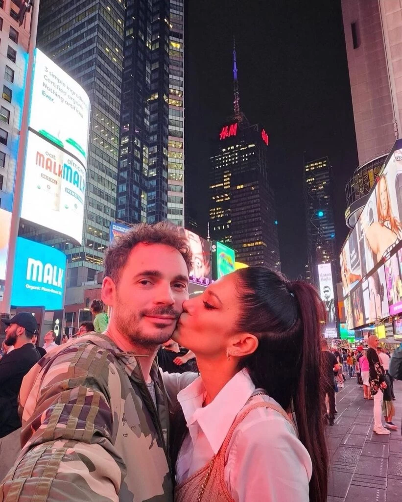 “En los mediodías cocino yo, pero a la noche se hace cargo mi marido. A mi no me copa mucho hacerlo. Me hago muchos postres rápidos y saludables sin harina ni azúcar".