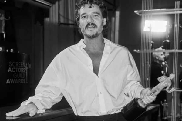 Pedro Pascal en los SAG Awards 2024