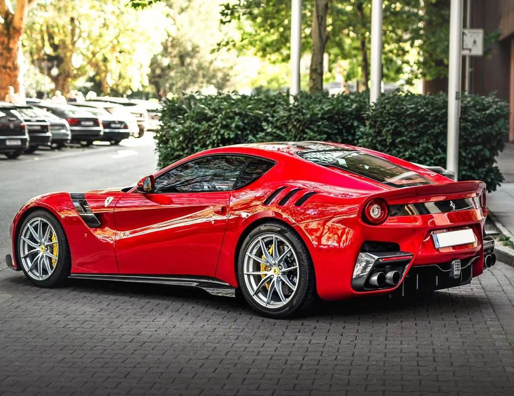 Ferrari F12 TDF