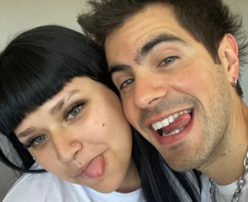 Fer Vázquez dio un adelanto de su nuevo tema romántico con Flor Álvarez, la artista que comenzó cantando en el subte