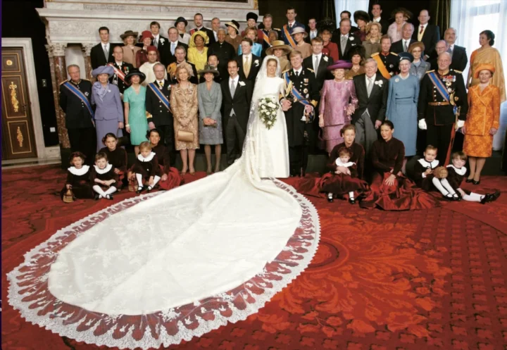 La foto familiar del casamiento de Máxima y Guillermo.