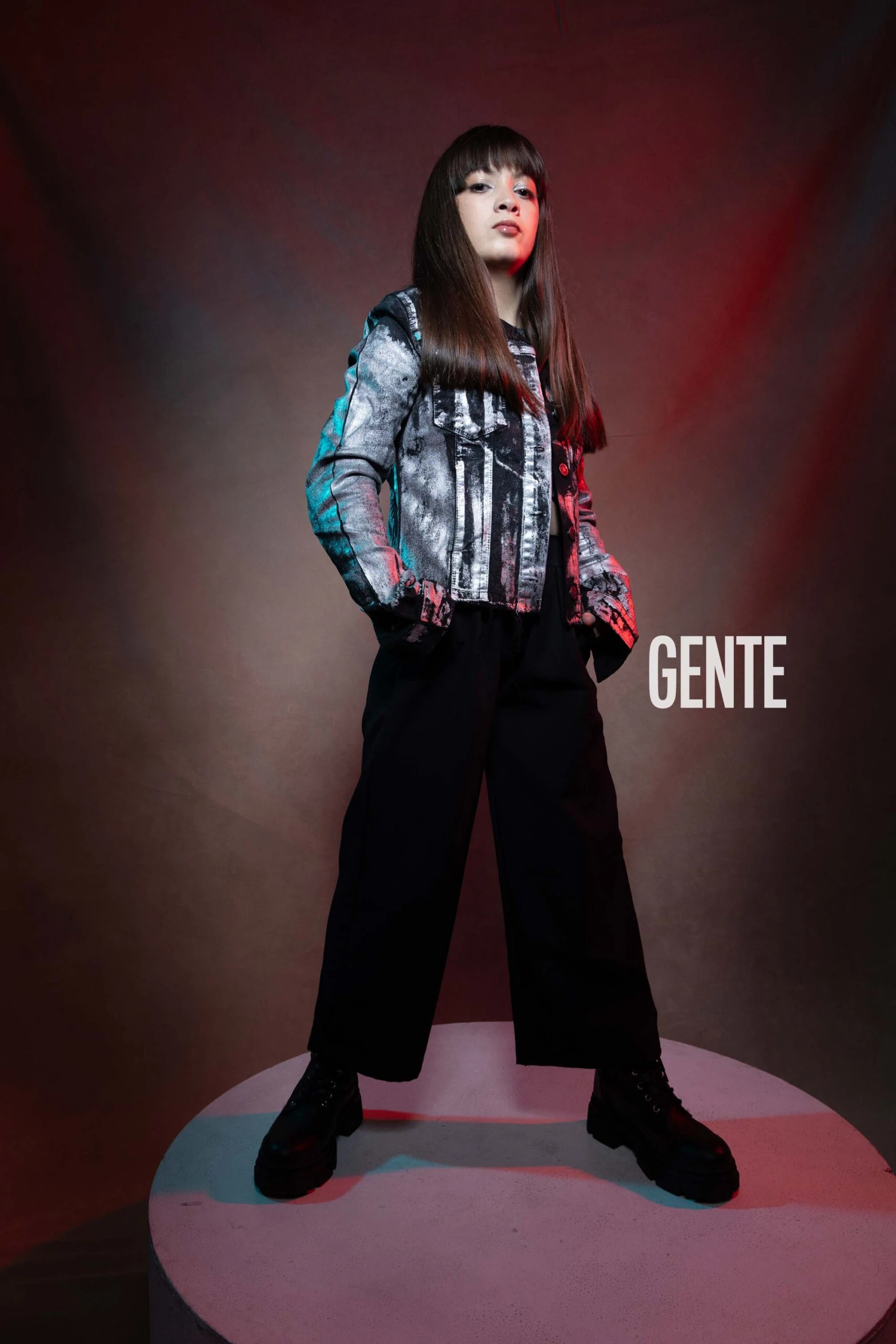 More logró salir adelante contra todo pronóstico. Al momento de nacer un 6 de marzo de 2009 registró problemas graves de corazón (requerían una operación que se fue posponiendo por su frágil estado), y el déficit en la hormona "y" de crecimiento (la misma de Lionel Messi) que la condicionaba a tener que inyectarse diariamente.