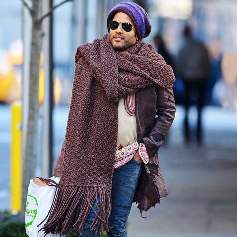 El recordado poncho de Lenny Kravitz. 