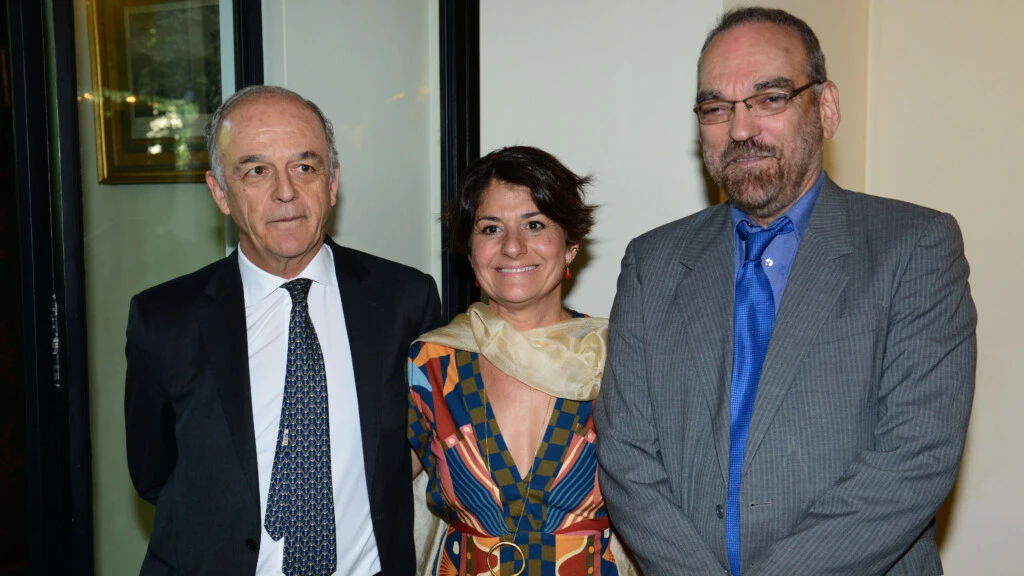 Fernando Iglesias con el embajador de Portugal