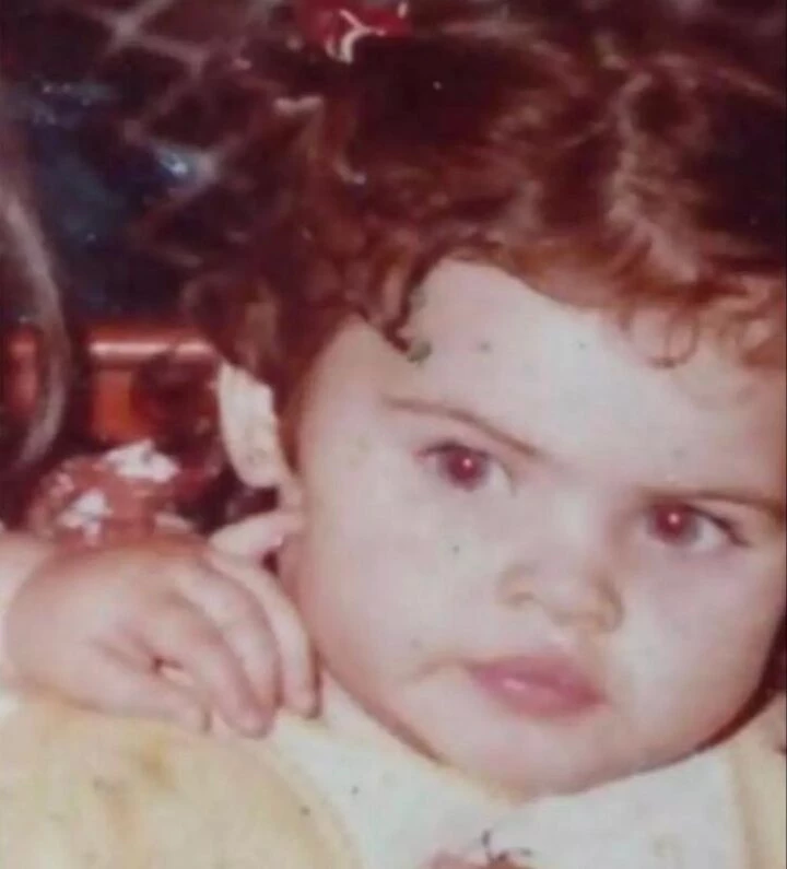 Silvina Luna nació y se crió en Rosario hasta los 17 años. Luego se mudó a Buenos Aires, donde construyó su carrera artística.