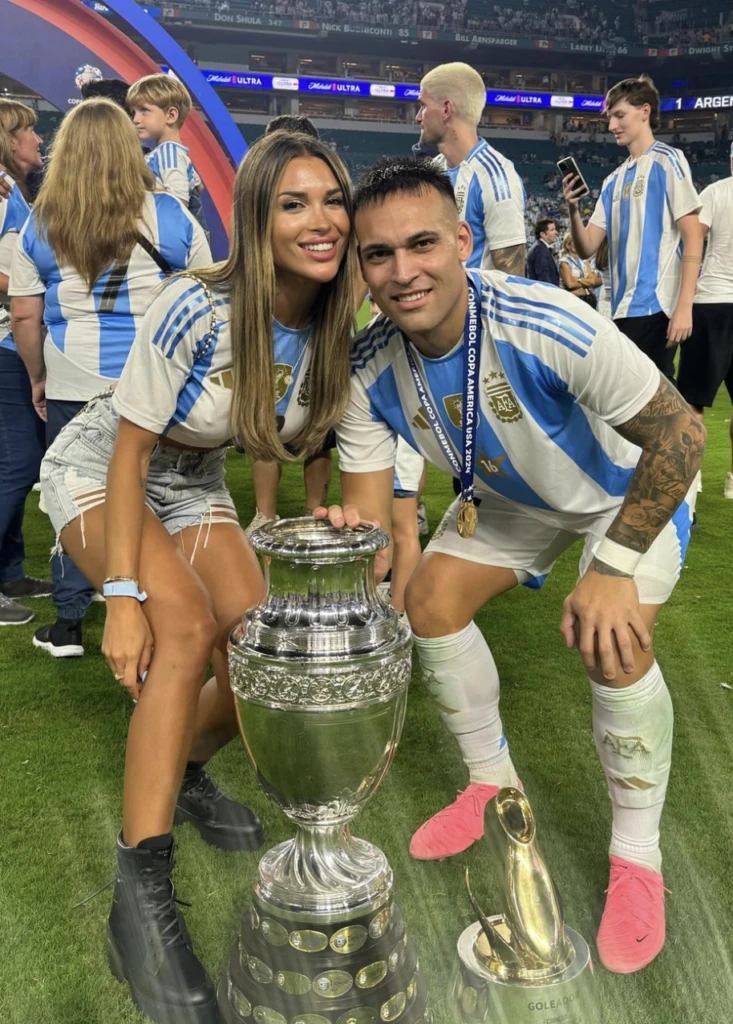 Con 1,6 millones de seguidores, conoció a Lautaro Martínez gracias a Wanda Nara. 