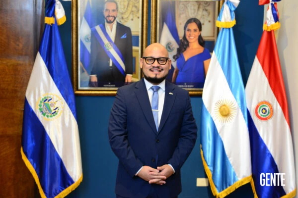 José Eduardo Cardoza Mata, embajador de El Salvador