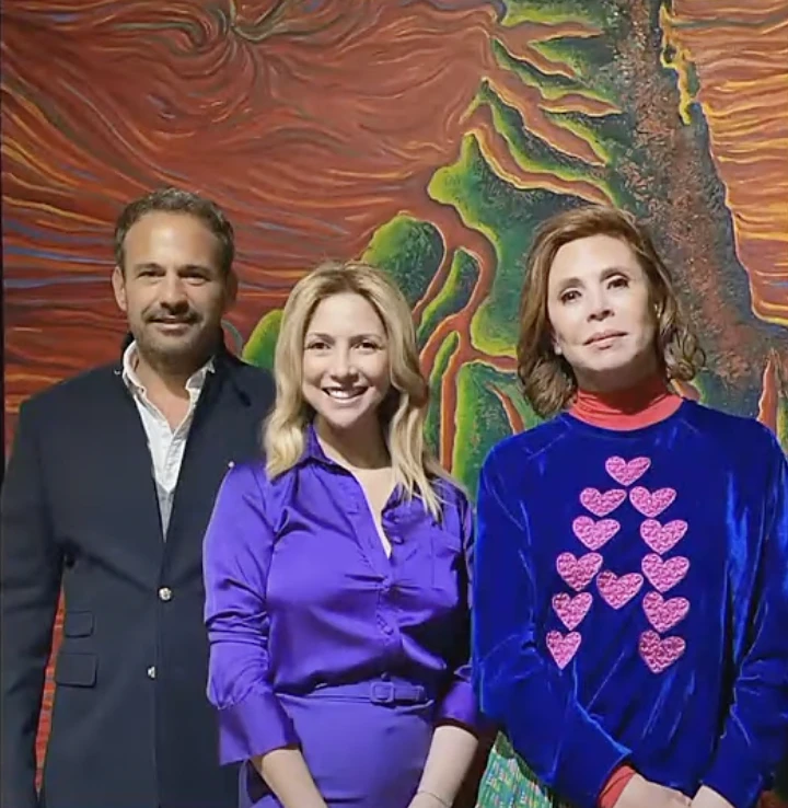 La foto con Fabiola Yáñez le llegó recién hace dos semanas, a  más de dos años del encuentro. 