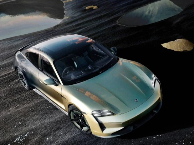 Taycan Turbo S Celestial Jade