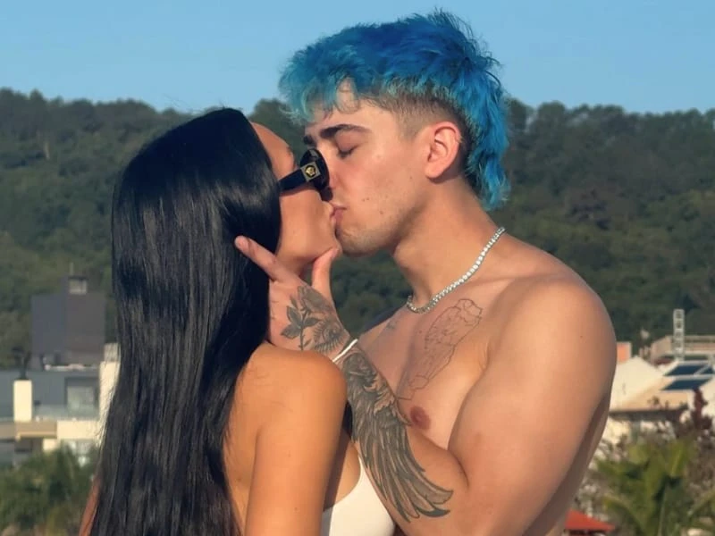 La Joaqui y Luck Ra enamorados