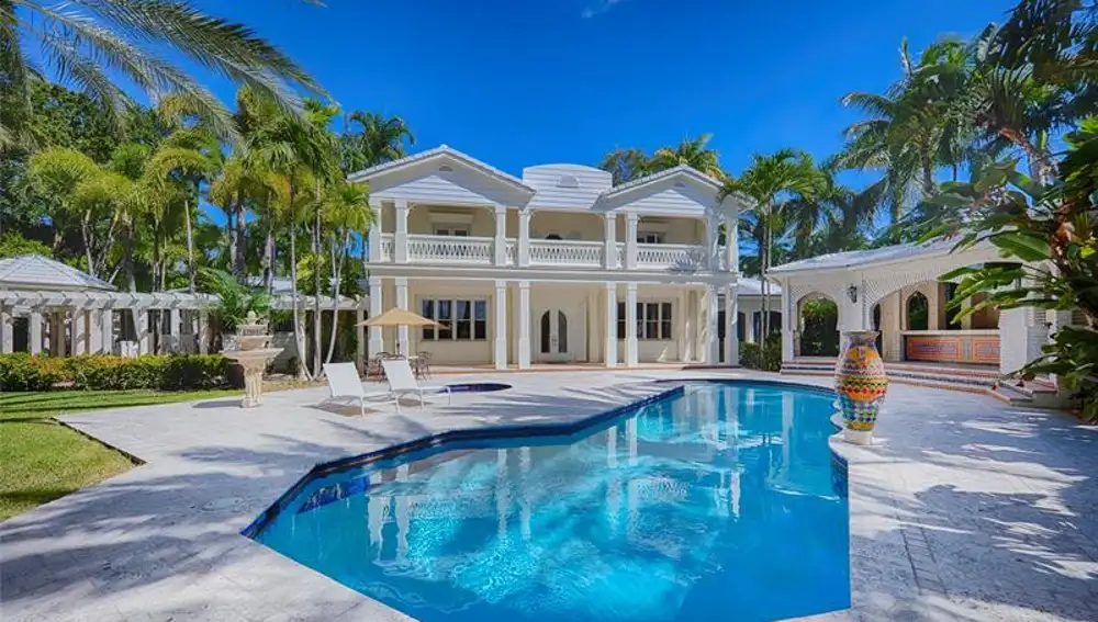 La residencia Diddy se la compró a Gloria Stefan