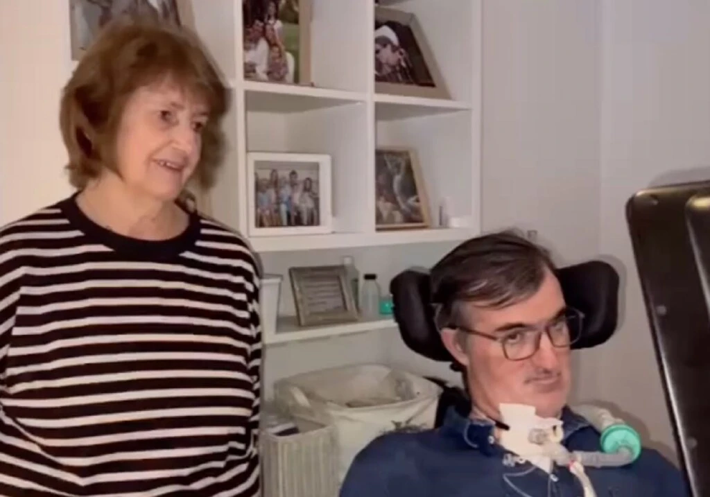ESTEBAN BULLRICH Y SU MADRE.jpg