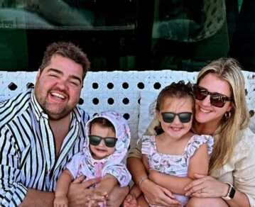 Darío Barassi, Luli Gómez Centurión y sus hijas