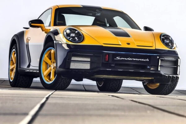 Porsche 911 Dakar