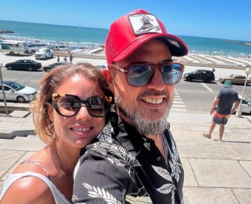 "Mollejas y vos": las fotos de la escapada romántica de Marina Calabró y Rolando Barbano a Mar del Plata