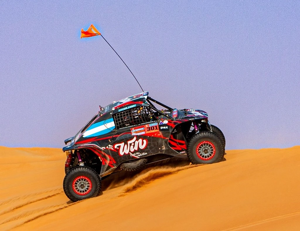 Nicolás Cavigliasso y Valentina Pertegarini Dakar 2025 4