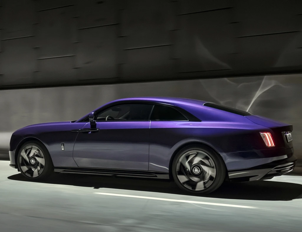 Rolls-Royce Spectre Black Badge