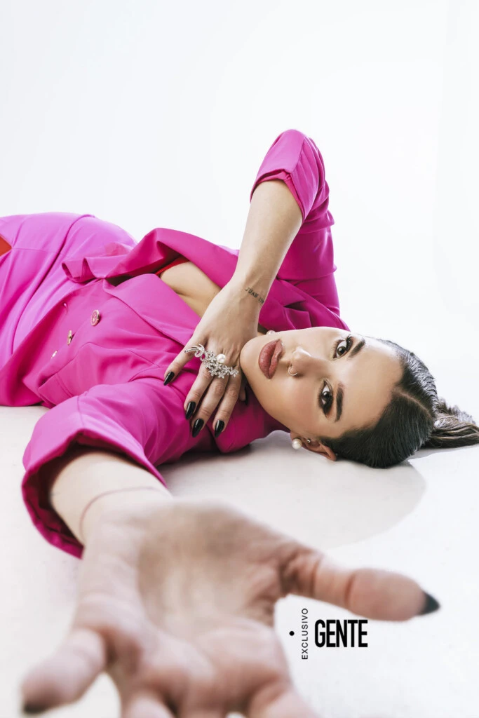 Lucila La Tora Villar. GENTE