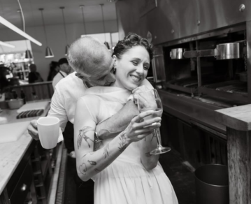 Las fotos del íntimo casamiento de Christian Petersen y Sofía Zelaschi