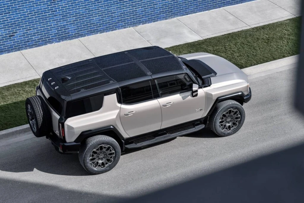 HUMMER EV
