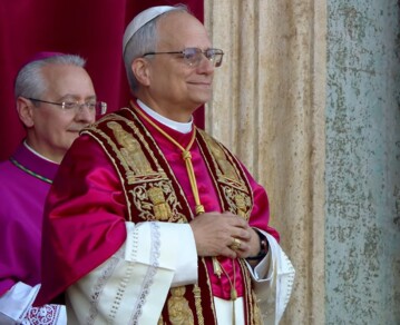 Robert Francis Prevost es el nuevo Papa de la Iglesia Católica: así fue el momento de su presentación al mundo