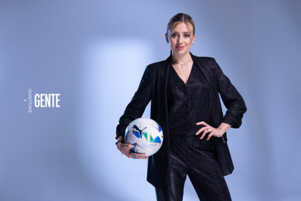 Morena Beltrán para Revista GENTE