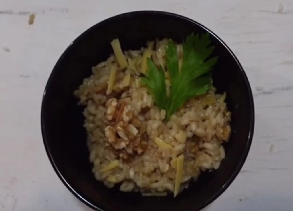 Esteban Bullrich y su hija Sol preparan Risotto de nuez