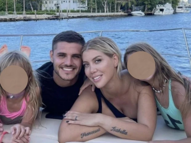 Wanda Nara y Mauro Icardi junto a sus hijas.