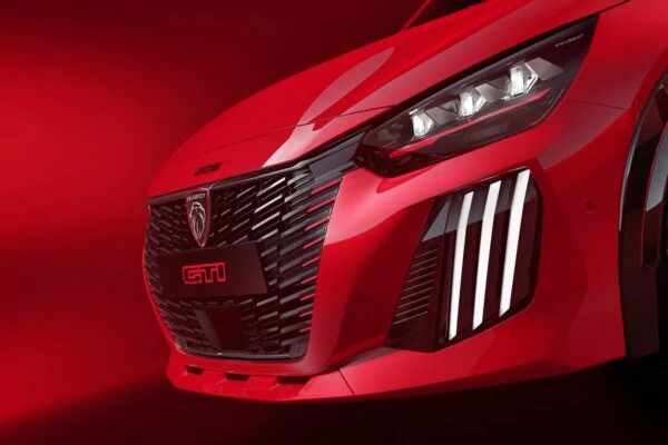 El nuevo E-208 GTI fue presentado en las 24 Horas de Le Mans con un diseño exclusivo.