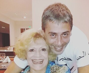 Murió René Bertrand, el hijo de María Rosa Fugazot, a los 53 años: la partida que conmovió al mundo del teatro