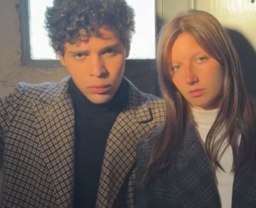 La increíble historia de amor de la hija de Fito Páez y el protagonista de la serie de Carlitos Tévez: de la ficción ¿a modelar en pareja?