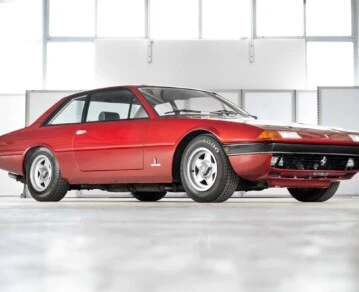 Ferrari 365 GT4 2-2 by Pininfarina