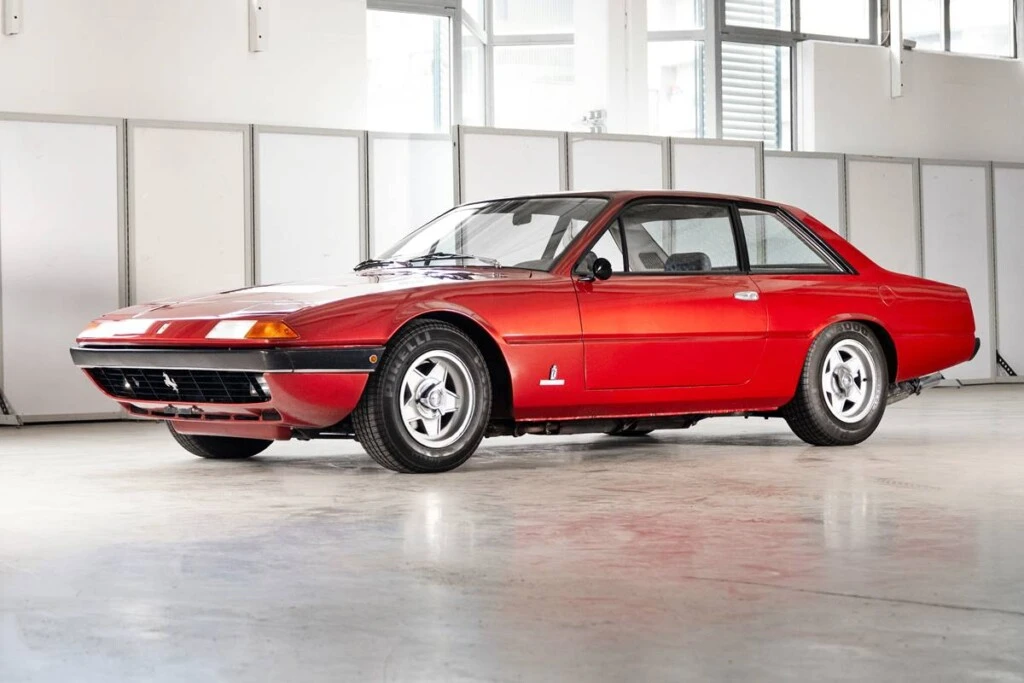 Ferrari 365 GT4 2-2 by Pininfarina