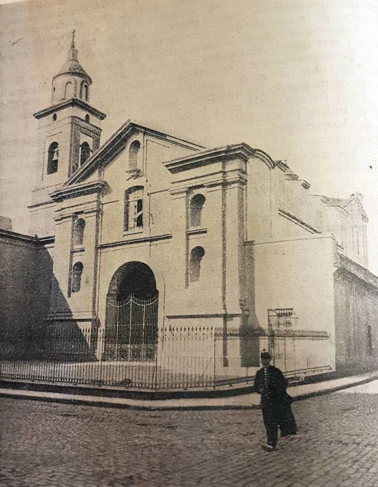 El aspecto original del Monasterio Santa Catalina, emplazado en el cruce de las actuales calles Viamonte y San Martín. 