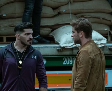 Tiene 8 capítulos, es un drama policial familiar y está en Netflix