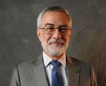 La extensa trayectoria de Julio Glinternick Bitelli, el embajador de Brasil en la Argentina