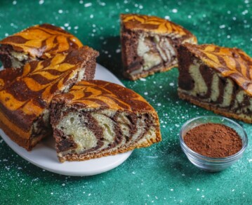 El paso a paso para una torta marmolada que siempre queda perfecta