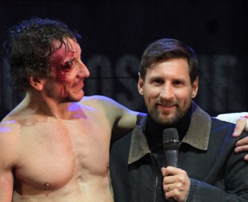 Las fotos de la visita sorpresa de Lionel Messi a Nico Vázquez en Rocky: una noche de ovación y amistad