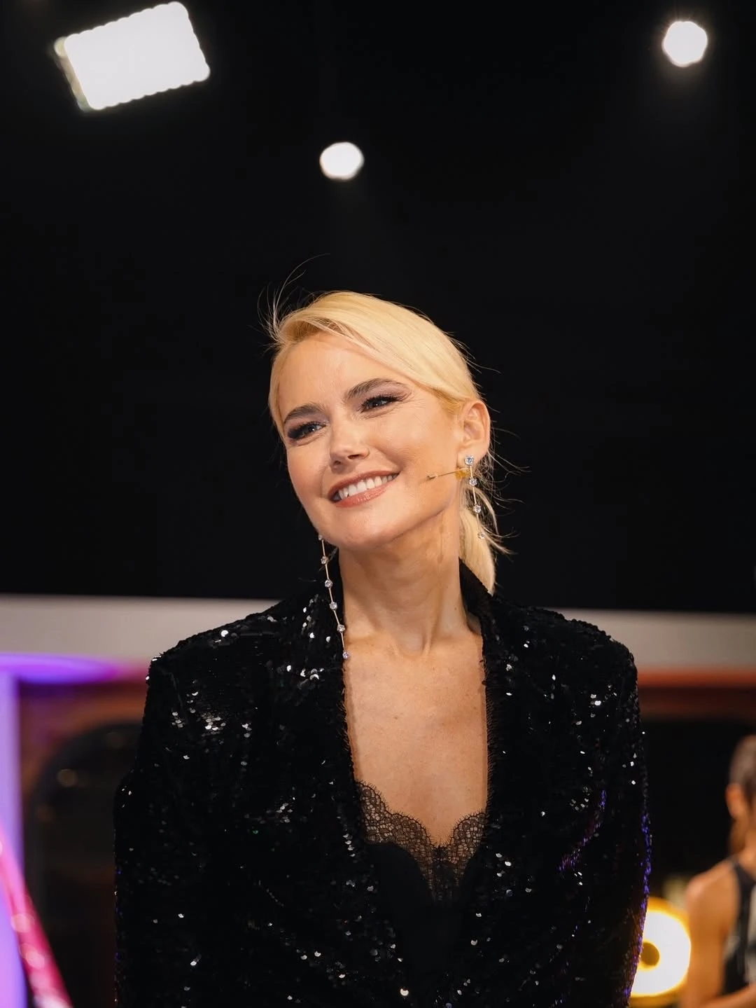 Otro de los looks de Valeria Mazza para la tevé italiana.