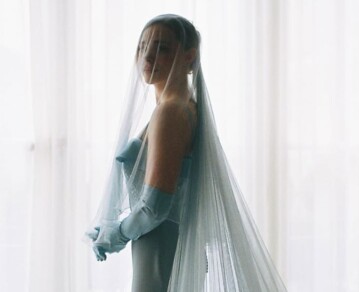 Chloë Grace Moretz y la modelo Kate Harrison se casaron: del vestido que desafió las reglas nupciales a los detalles de su íntima boda