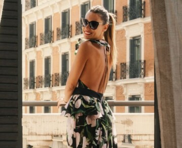 Pampita marca tendencia en Madrid con un elegantísimo diseño "Floral Power"